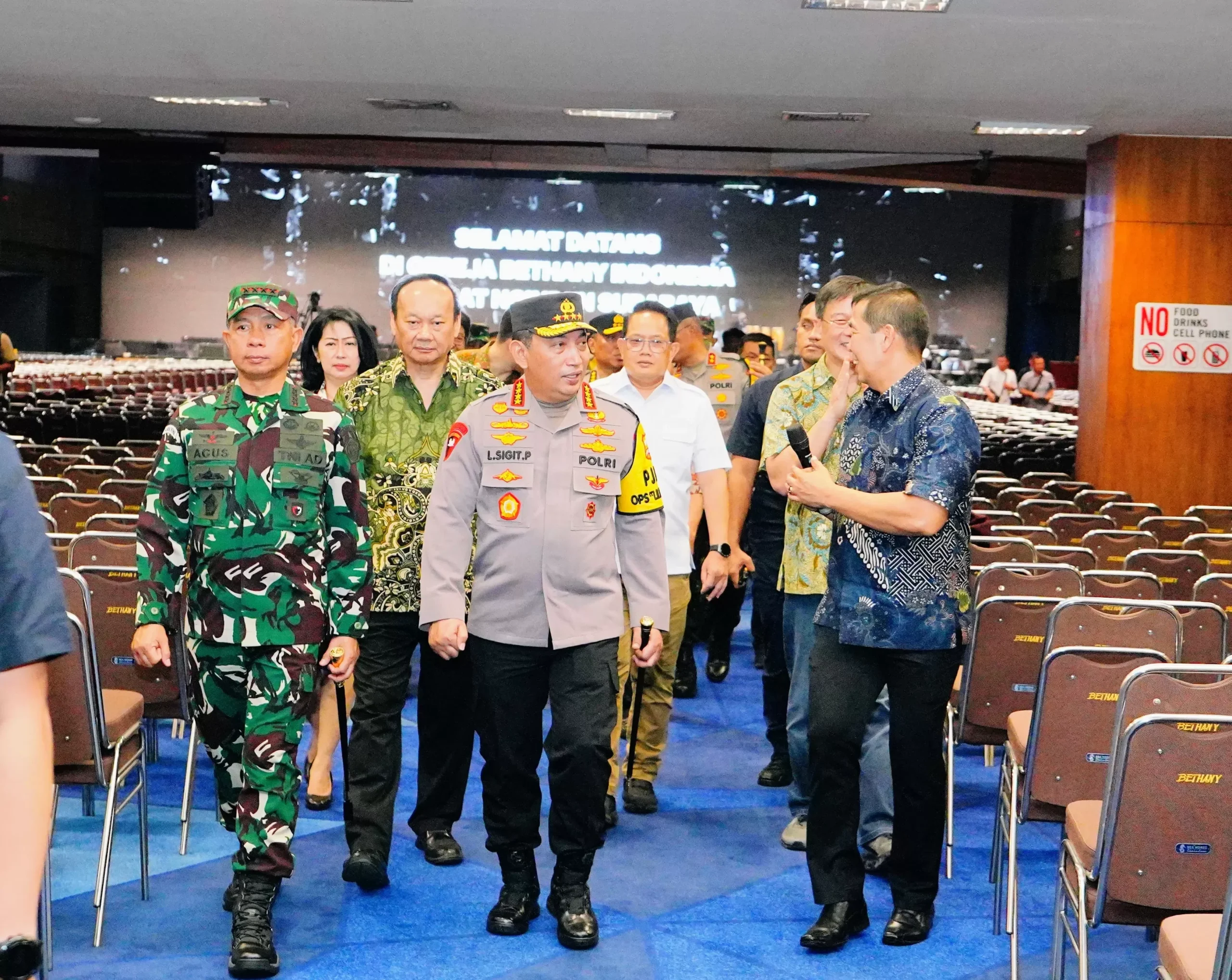 Apresiasi Pengamanan Natal 2024, Pendeta & Jemaat Gereja Ucapkan Terima ...